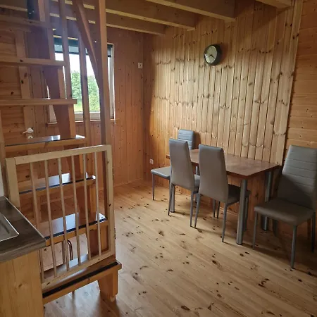 Dobilas Ir Jura Gæstehus 3*
